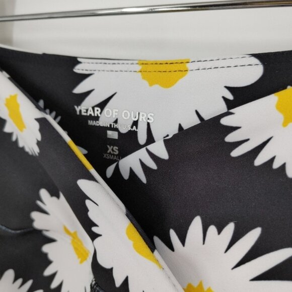 Year of Ours Printed Crossover Leggings - Picture 3 of 5